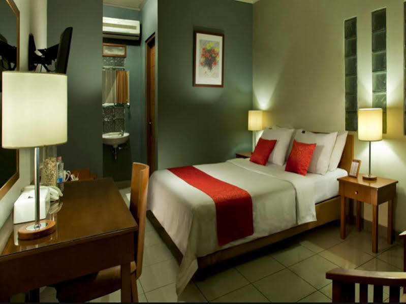 Ilos Hotel Bandung Exterior foto