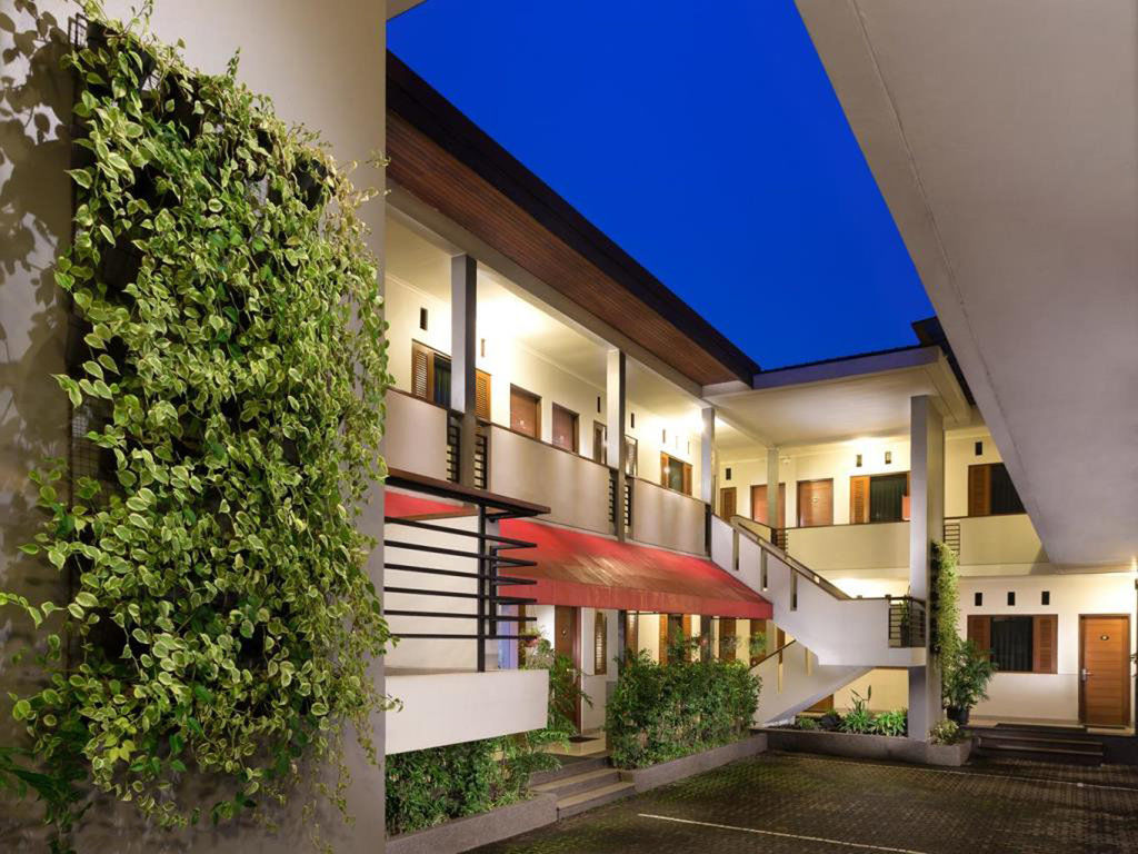 Ilos Hotel Bandung Exterior foto